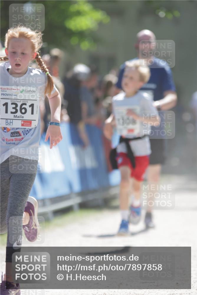 17.05.2025 - Störlauf H.Heesch http://msf.ph/oto/7897858 17.05.2025 14:42:40 Ziel 2025, 1361, 1308 meine-sportfotos.de