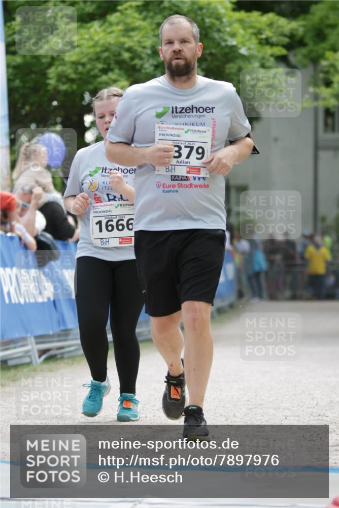 17.05.2025 - Störlauf H.Heesch http://msf.ph/oto/7897976 17.05.2025 14:55:23 Ziel 2025, 379, 2025, 1666 meine-sportfotos.de