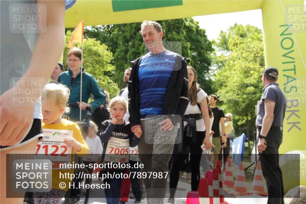 17.05.2025 - Störlauf H.Heesch http://msf.ph/oto/7897987 17.05.2025 13:04:41 Ziel 2025, 7122, 52, 700572 meine-sportfotos.de