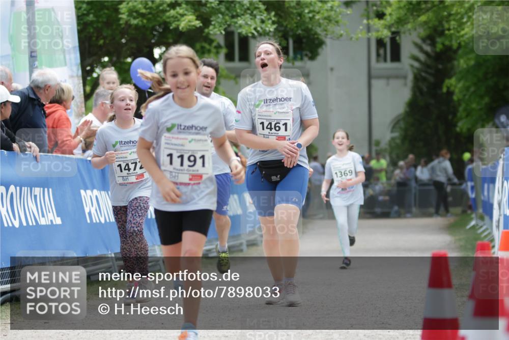 17.05.2025 - Störlauf H.Heesch http://msf.ph/oto/7898033 17.05.2025 14:56:03 Ziel 1461, 1472, 1191, 1369 meine-sportfotos.de