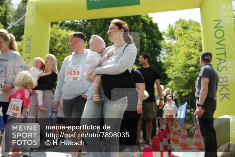 17.05.2025 - Störlauf H.Heesch http://msf.ph/oto/7898035 17.05.2025 13:04:46 Ziel 288, 7039 meine-sportfotos.de