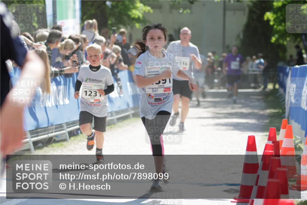17.05.2025 - Störlauf H.Heesch http://msf.ph/oto/7898099 17.05.2025 14:43:15 Ziel 123 meine-sportfotos.de