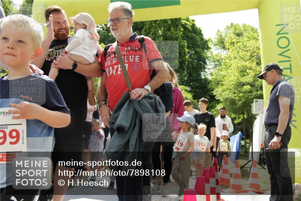 17.05.2025 - Störlauf H.Heesch http://msf.ph/oto/7898108 17.05.2025 13:05:01 Ziel 2025, 99, 7, 019, 7255, 271 meine-sportfotos.de