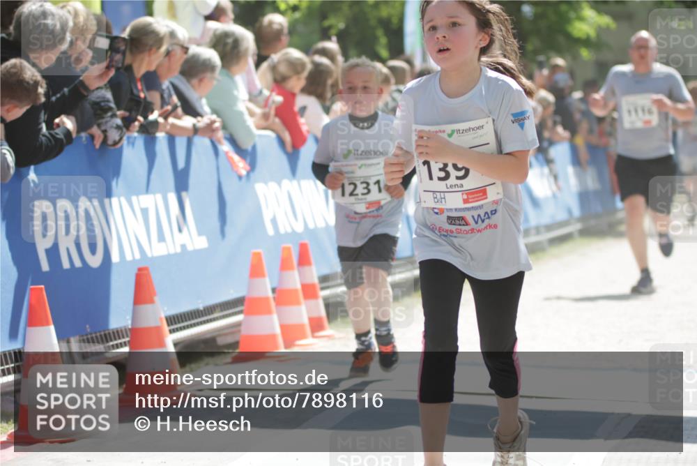 17.05.2025 - Störlauf H.Heesch http://msf.ph/oto/7898116 17.05.2025 14:43:16 Ziel 116, 1231, 139 meine-sportfotos.de