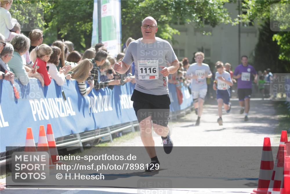 17.05.2025 - Störlauf H.Heesch http://msf.ph/oto/7898129 17.05.2025 14:43:18 Ziel 1116, 103, 1440, 1197 meine-sportfotos.de
