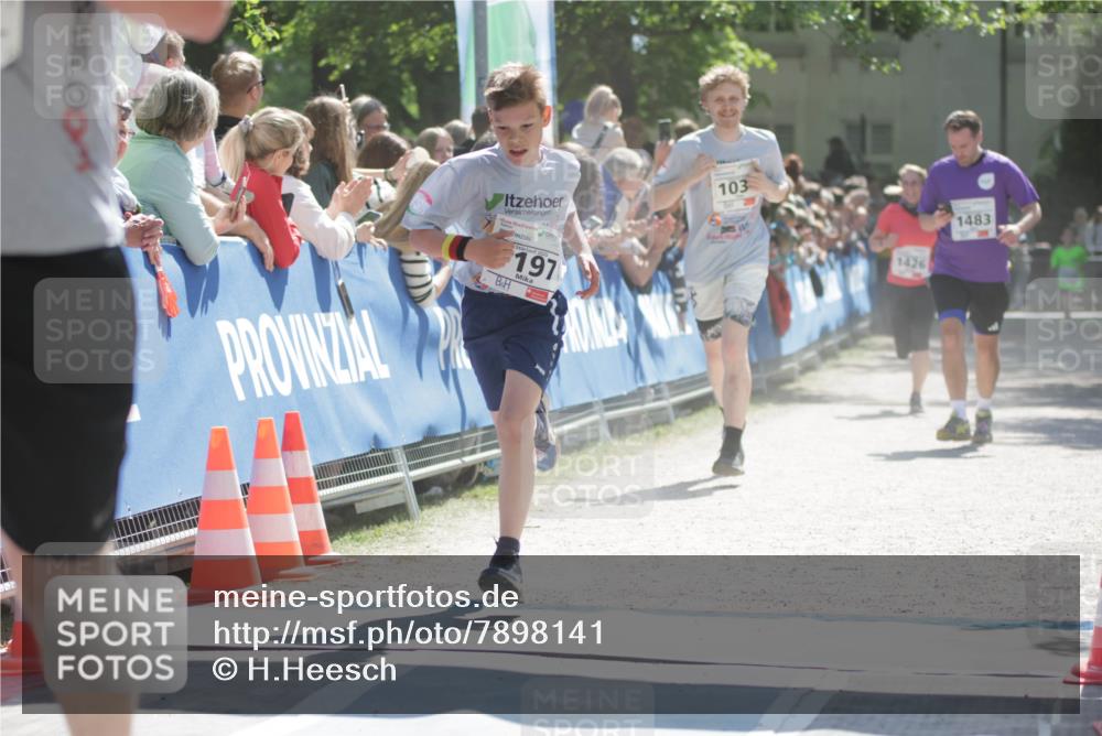 17.05.2025 - Störlauf H.Heesch http://msf.ph/oto/7898141 17.05.2025 14:43:20 Ziel 2025, 197, 103, 1426, 1483 meine-sportfotos.de