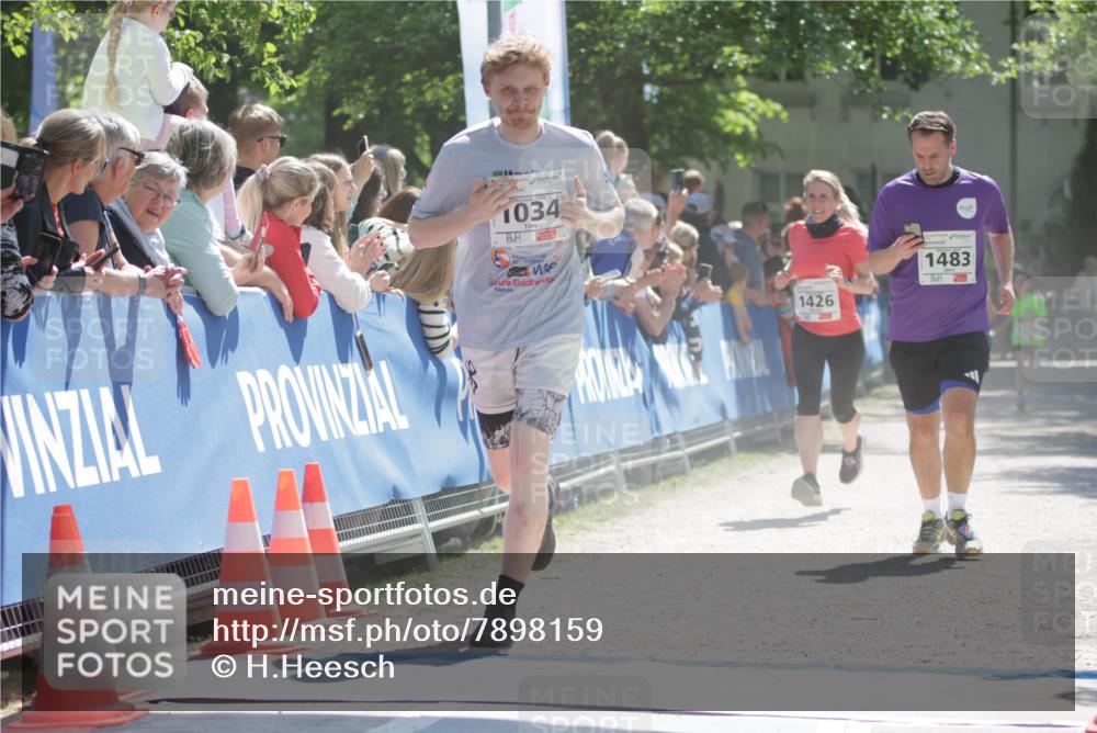 17.05.2025 - Störlauf H.Heesch http://msf.ph/oto/7898159 17.05.2025 14:43:22 Ziel 2025, 1034, 1483, 1426 meine-sportfotos.de