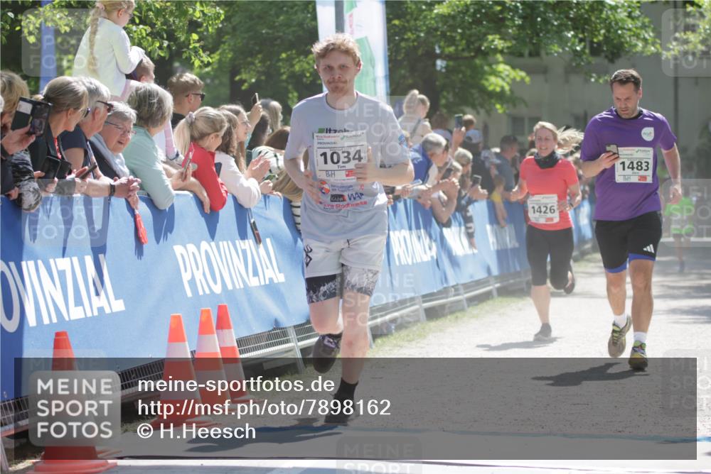 17.05.2025 - Störlauf H.Heesch http://msf.ph/oto/7898162 17.05.2025 14:43:22 Ziel 2025, 1034, 1426, 1483 meine-sportfotos.de