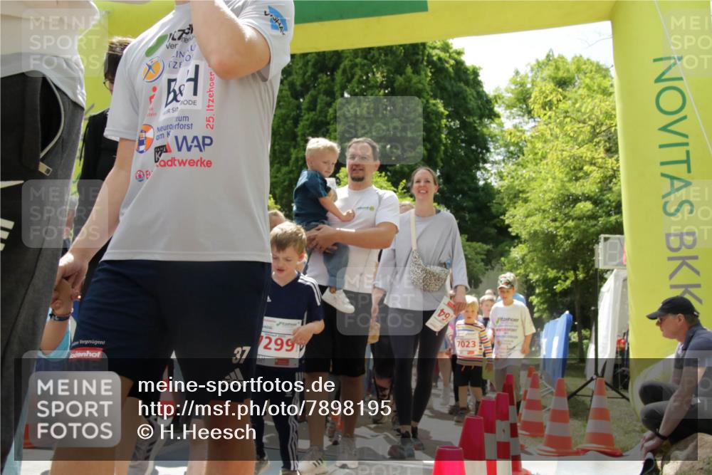 17.05.2025 - Störlauf H.Heesch http://msf.ph/oto/7898195 17.05.2025 13:05:15 Ziel 25, 7023, 299 meine-sportfotos.de