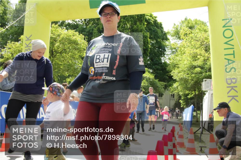 17.05.2025 - Störlauf H.Heesch http://msf.ph/oto/7898304 17.05.2025 13:05:30 Ziel 0202, 22, 1159, 7292 meine-sportfotos.de