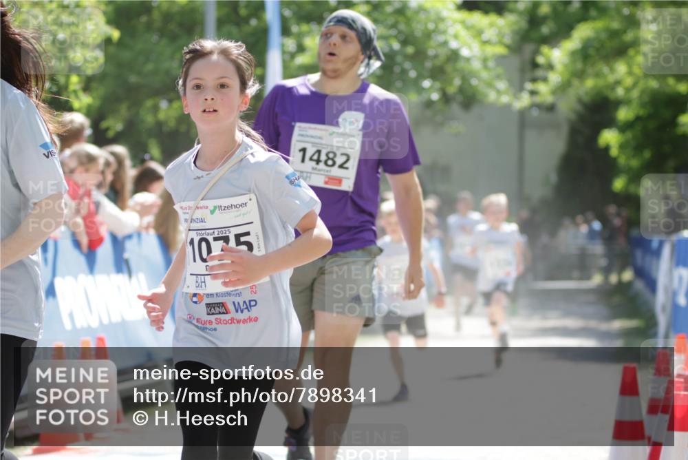 17.05.2025 - Störlauf H.Heesch http://msf.ph/oto/7898341 17.05.2025 14:43:52 Ziel 2025, 1075, 1482, 2 meine-sportfotos.de