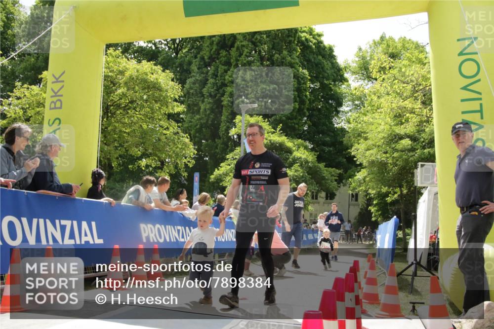 17.05.2025 - Störlauf H.Heesch http://msf.ph/oto/7898384 17.05.2025 13:05:50 Ziel 7300 meine-sportfotos.de