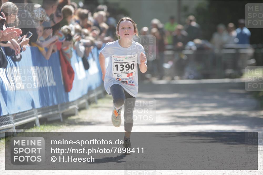 17.05.2025 - Störlauf H.Heesch http://msf.ph/oto/7898411 17.05.2025 14:44:02 Ziel 2025, 1390 meine-sportfotos.de