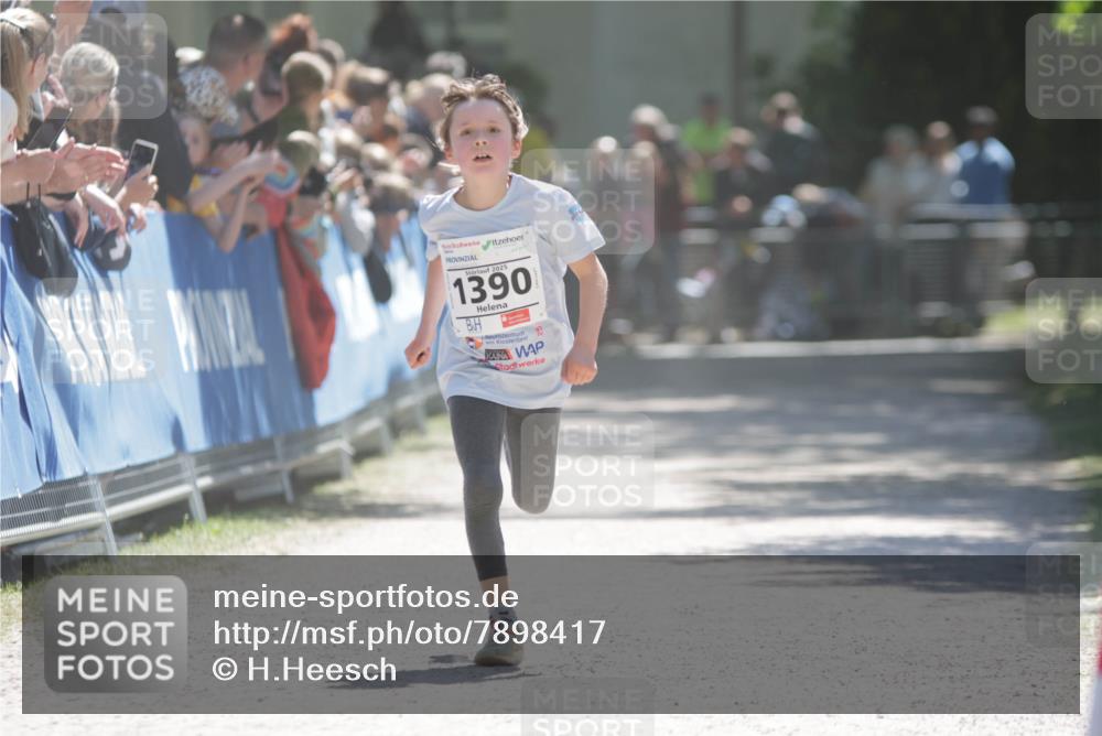 17.05.2025 - Störlauf H.Heesch http://msf.ph/oto/7898417 17.05.2025 14:44:02 Ziel 2025, 1390, 25 meine-sportfotos.de