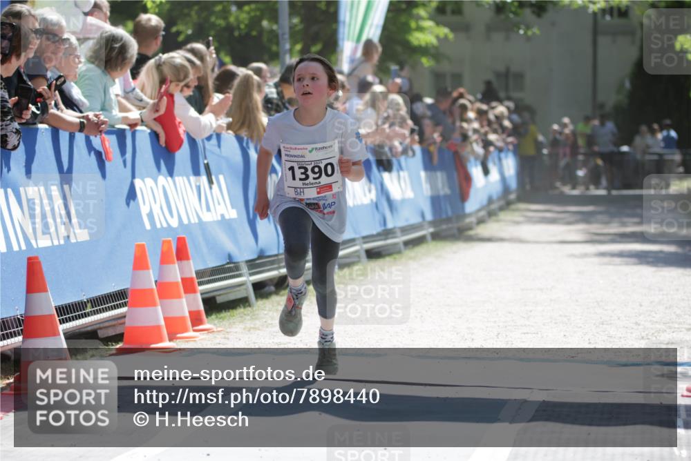 17.05.2025 - Störlauf H.Heesch http://msf.ph/oto/7898440 17.05.2025 14:44:04 Ziel 2025, 1390 meine-sportfotos.de