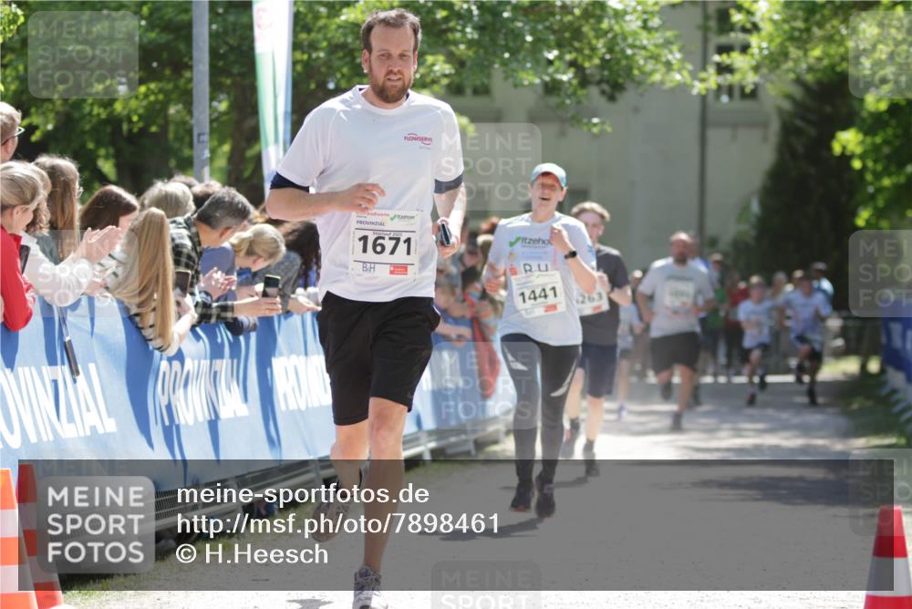 17.05.2025 - Störlauf H.Heesch http://msf.ph/oto/7898461 17.05.2025 14:44:16 Ziel 2025, 1671, 1441, 1263 meine-sportfotos.de