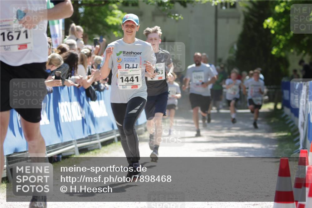 17.05.2025 - Störlauf H.Heesch http://msf.ph/oto/7898468 17.05.2025 14:44:17 Ziel 1671, 1441, 53 meine-sportfotos.de