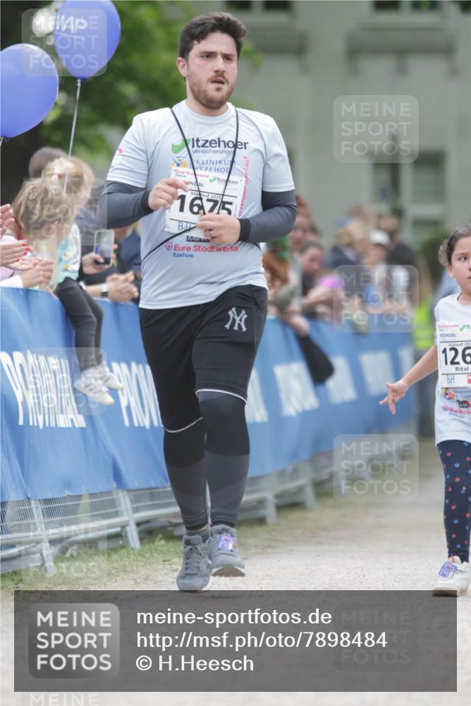 17.05.2025 - Störlauf H.Heesch http://msf.ph/oto/7898484 17.05.2025 14:57:59 Ziel 2025, 1675, 202, 126 meine-sportfotos.de