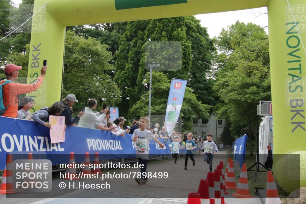 17.05.2025 - Störlauf H.Heesch http://msf.ph/oto/7898499 17.05.2025 13:16:40 Ziel 3, 6025 meine-sportfotos.de