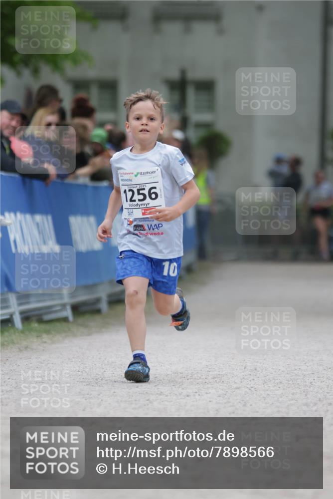17.05.2025 - Störlauf H.Heesch http://msf.ph/oto/7898566 17.05.2025 14:58:21 Ziel 2025, 1256, 10 meine-sportfotos.de