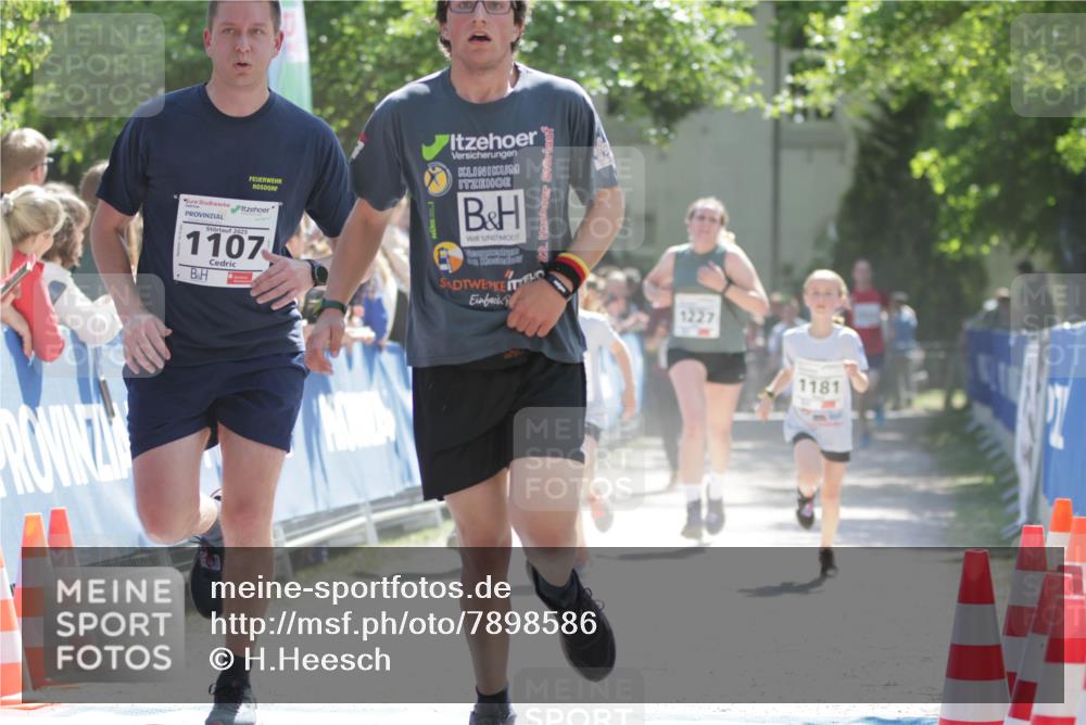 17.05.2025 - Störlauf H.Heesch http://msf.ph/oto/7898586 17.05.2025 14:44:30 Ziel 2025, 1107, 1227, 1181 meine-sportfotos.de