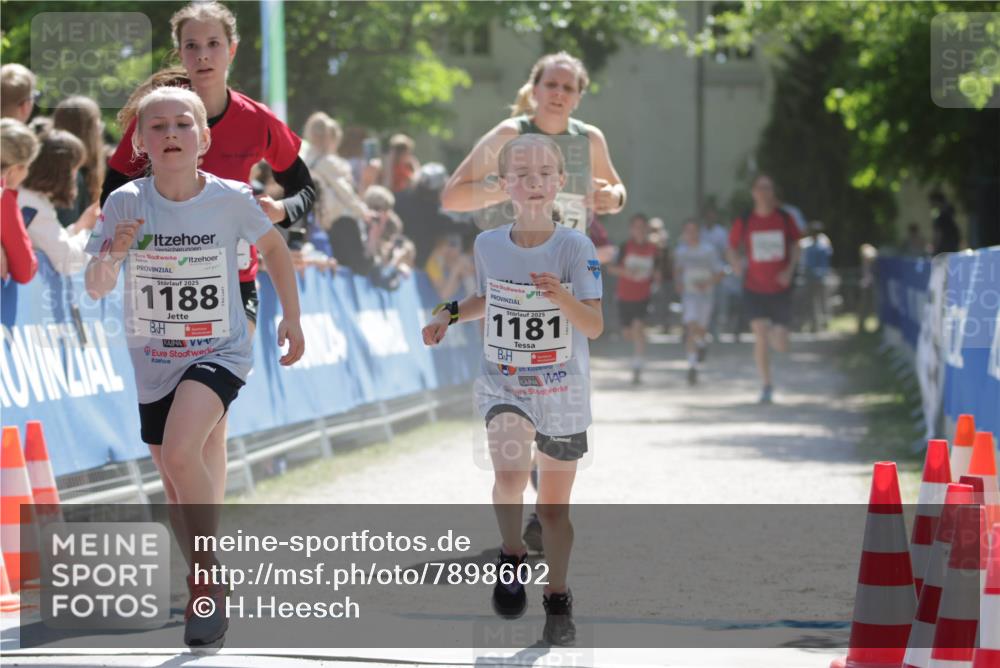 17.05.2025 - Störlauf H.Heesch http://msf.ph/oto/7898602 17.05.2025 14:44:32 Ziel 2025, 1188, 2025, 1181 meine-sportfotos.de