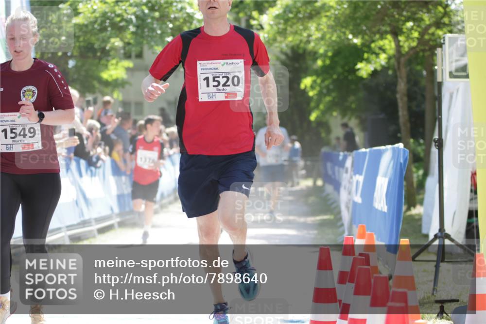 17.05.2025 - Störlauf H.Heesch http://msf.ph/oto/7898640 17.05.2025 14:44:36 Ziel 2025, 1549, 137, 2025, 1520 meine-sportfotos.de