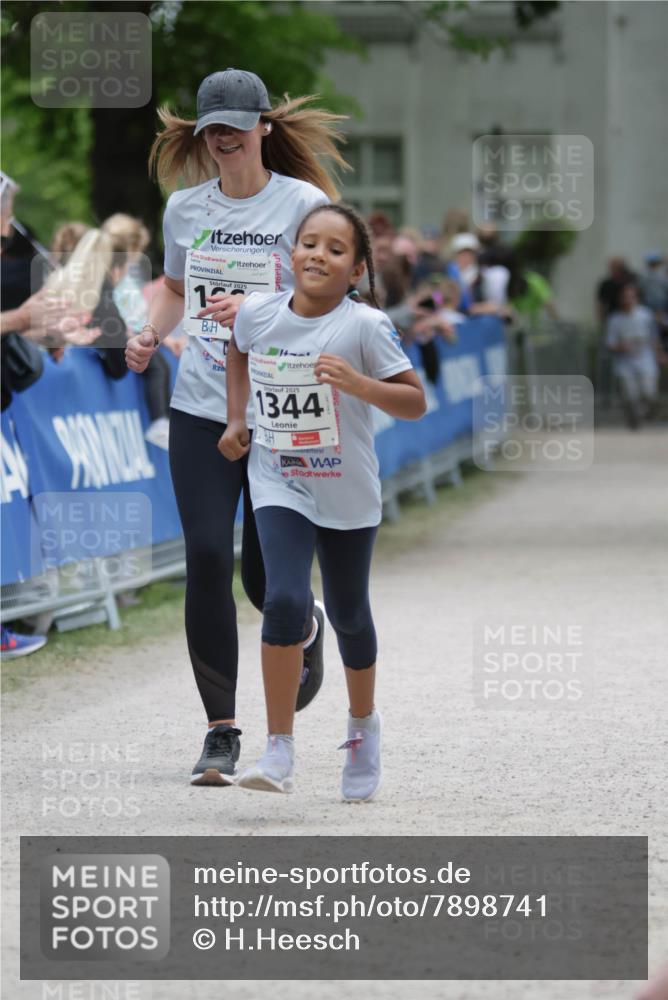 17.05.2025 - Störlauf H.Heesch http://msf.ph/oto/7898741 17.05.2025 15:00:00 Ziel 2025, 13, 2025, 1344 meine-sportfotos.de