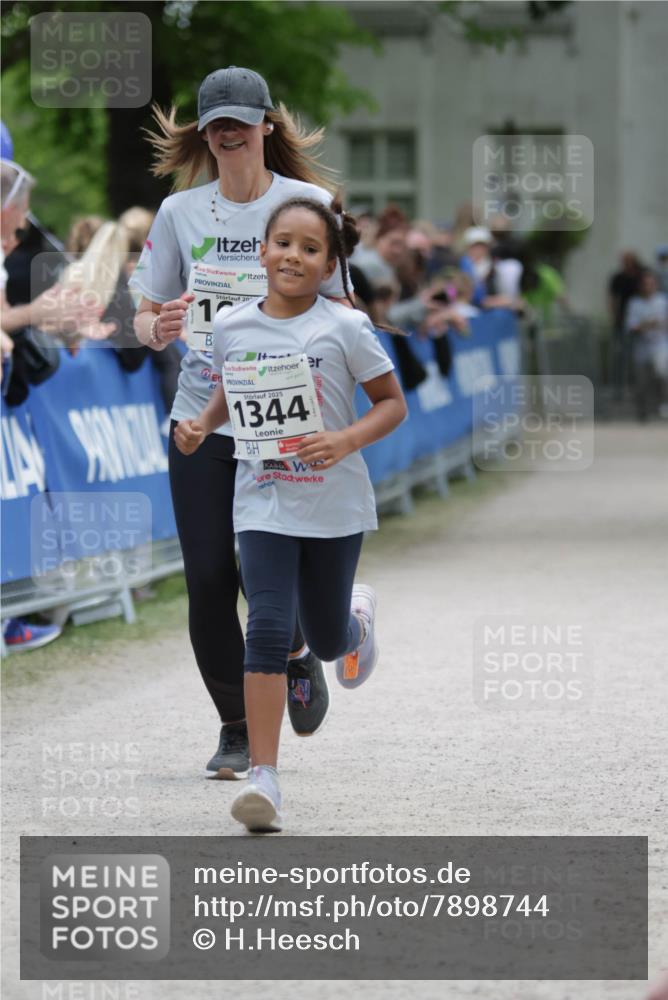 17.05.2025 - Störlauf H.Heesch http://msf.ph/oto/7898744 17.05.2025 15:00:01 Ziel 20, 12, 2025, 1344 meine-sportfotos.de
