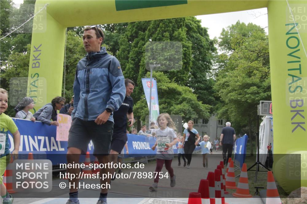 17.05.2025 - Störlauf H.Heesch http://msf.ph/oto/7898754 17.05.2025 13:17:42 Ziel 600 meine-sportfotos.de