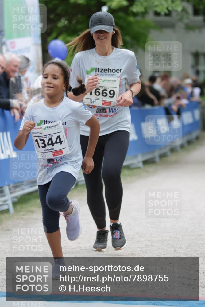17.05.2025 - Störlauf H.Heesch http://msf.ph/oto/7898755 17.05.2025 15:00:01 Ziel 2025, 1344, 2025, 669 meine-sportfotos.de