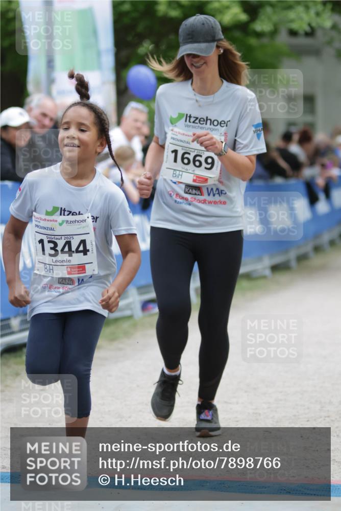 17.05.2025 - Störlauf H.Heesch http://msf.ph/oto/7898766 17.05.2025 15:00:02 Ziel 2025, 1344, 2025, 1669 meine-sportfotos.de