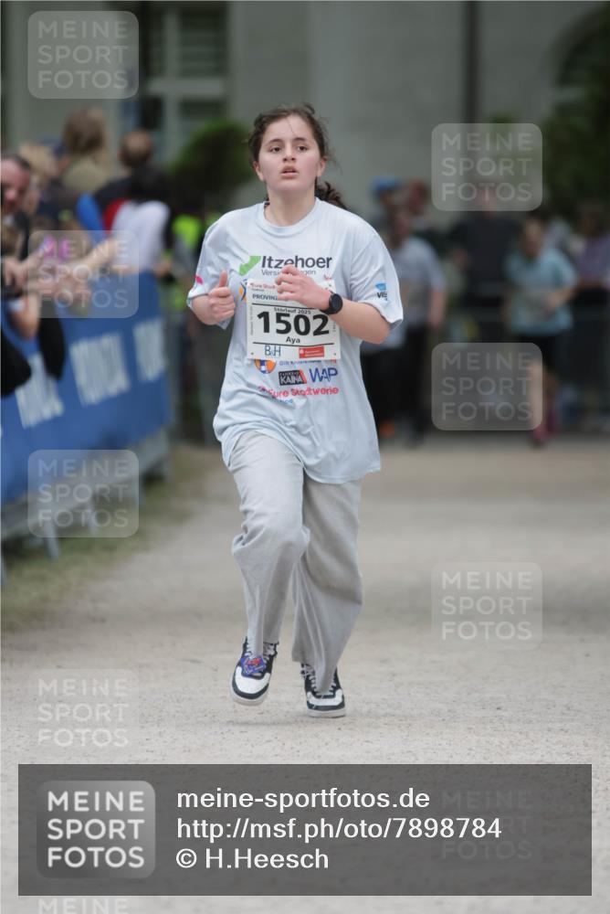 17.05.2025 - Störlauf H.Heesch http://msf.ph/oto/7898784 17.05.2025 15:00:11 Ziel 2025, 1502 meine-sportfotos.de