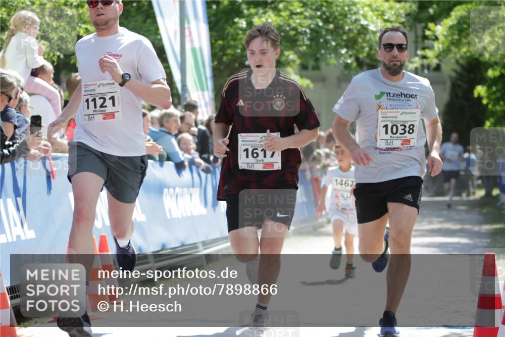 17.05.2025 - Störlauf H.Heesch http://msf.ph/oto/7898866 17.05.2025 14:45:11 Ziel 2025, 1121, 1617, 1462, 2025, 1038 meine-sportfotos.de