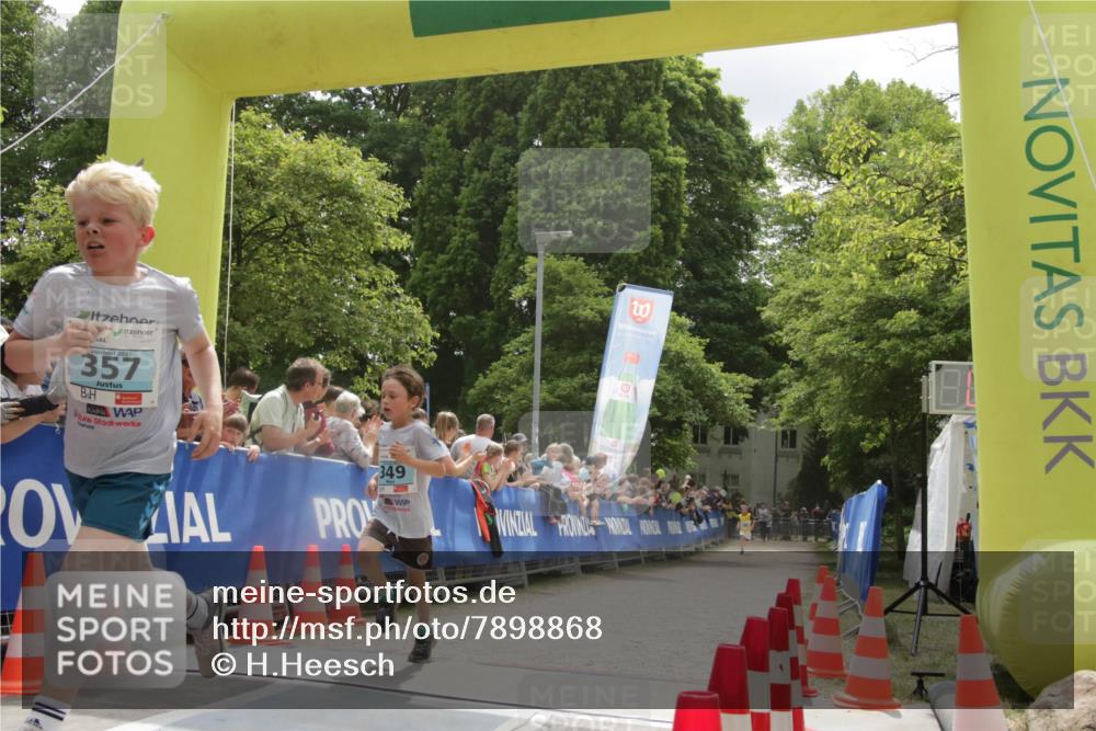 17.05.2025 - Störlauf H.Heesch http://msf.ph/oto/7898868 17.05.2025 13:39:54 Ziel 2025, 357, 349, 19 meine-sportfotos.de