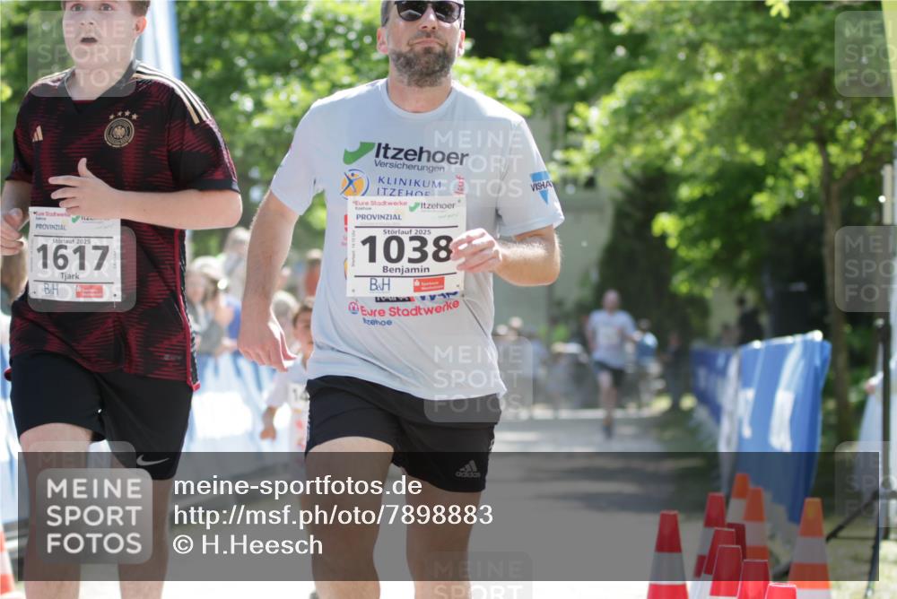 17.05.2025 - Störlauf H.Heesch http://msf.ph/oto/7898883 17.05.2025 14:45:12 Ziel 2025, 1617, 2025, 1038 meine-sportfotos.de