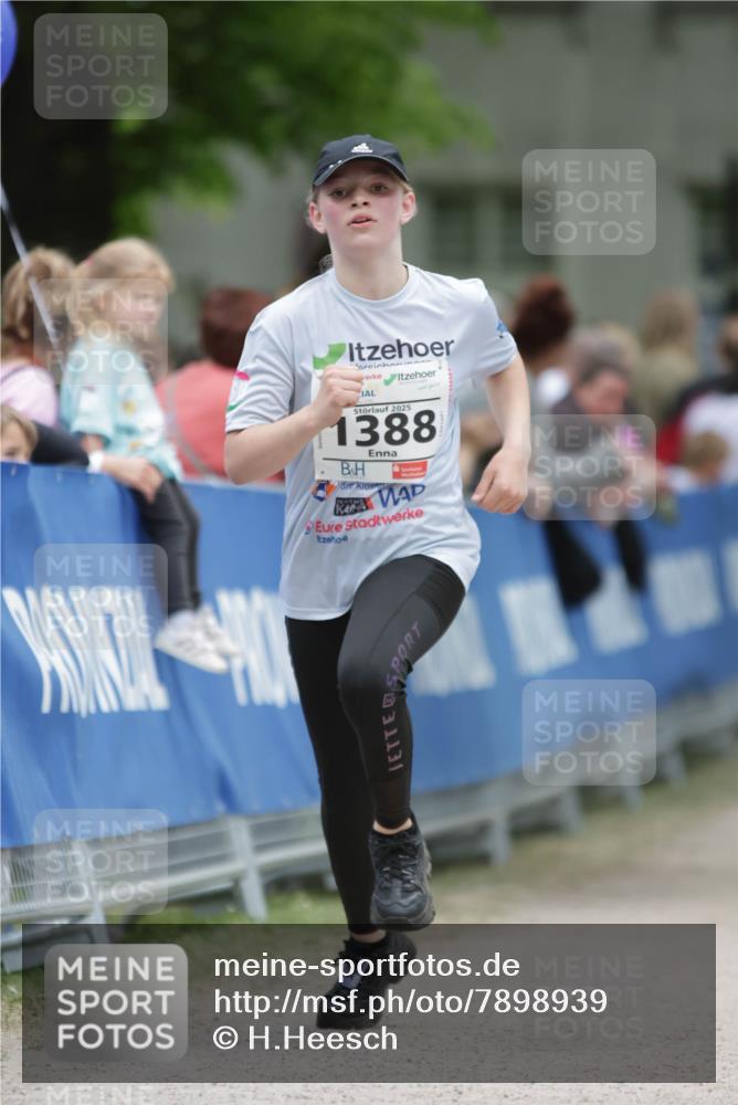 17.05.2025 - Störlauf H.Heesch http://msf.ph/oto/7898939 17.05.2025 15:00:55 Ziel 2025, 1388 meine-sportfotos.de