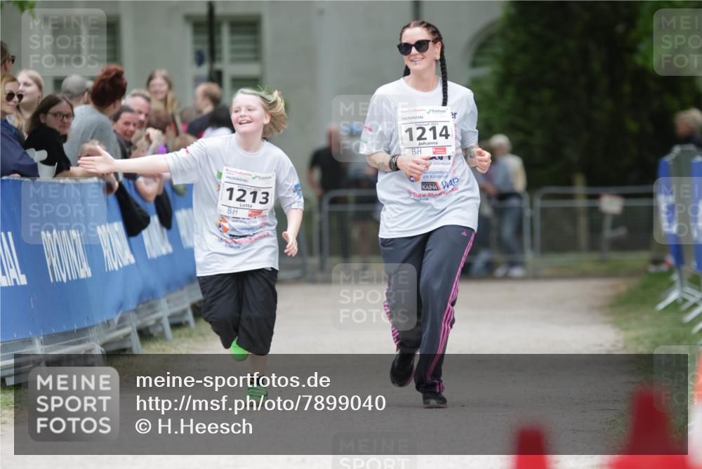 17.05.2025 - Störlauf H.Heesch http://msf.ph/oto/7899040 17.05.2025 15:01:19 Ziel 2025, 1214, 1213 meine-sportfotos.de