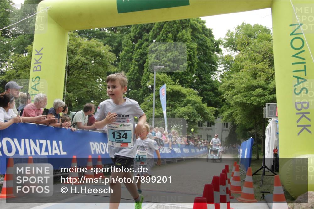 17.05.2025 - Störlauf H.Heesch http://msf.ph/oto/7899201 17.05.2025 13:43:52 Ziel 5, 134, 111 meine-sportfotos.de