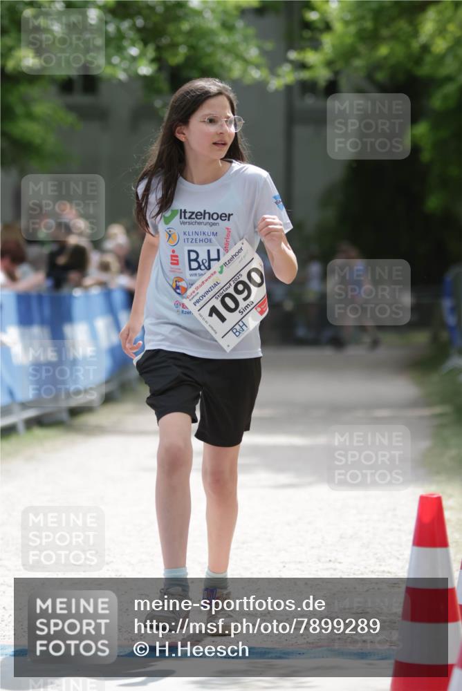 17.05.2025 - Störlauf H.Heesch http://msf.ph/oto/7899289 17.05.2025 15:04:14 Ziel 2025, 1090, 14, 15 meine-sportfotos.de