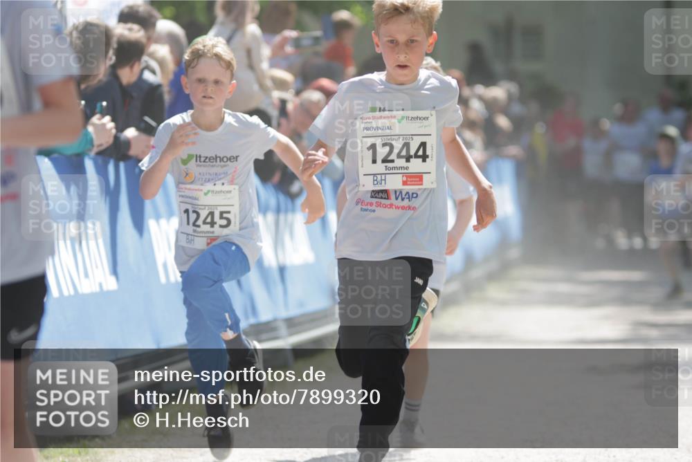 17.05.2025 - Störlauf H.Heesch http://msf.ph/oto/7899320 17.05.2025 14:46:40 Ziel 2025, 1245, 2025, 1244 meine-sportfotos.de