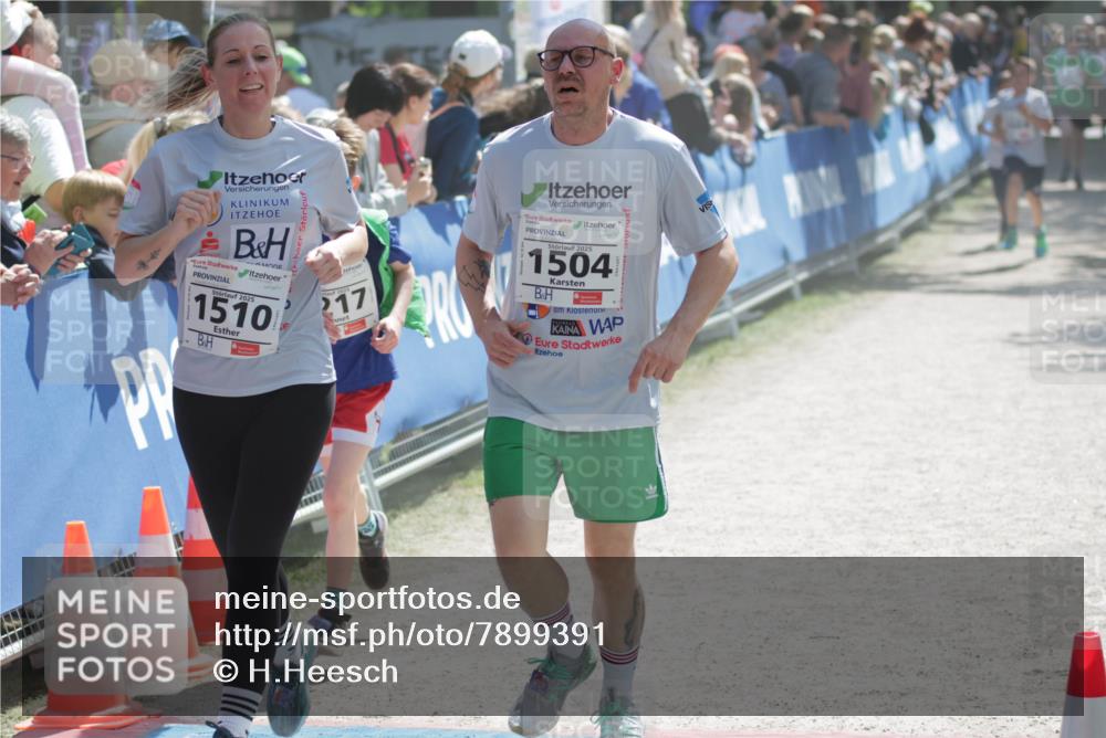 17.05.2025 - Störlauf H.Heesch http://msf.ph/oto/7899391 17.05.2025 14:46:52 Ziel 2025, 1510, 217, 2025, 1504 meine-sportfotos.de