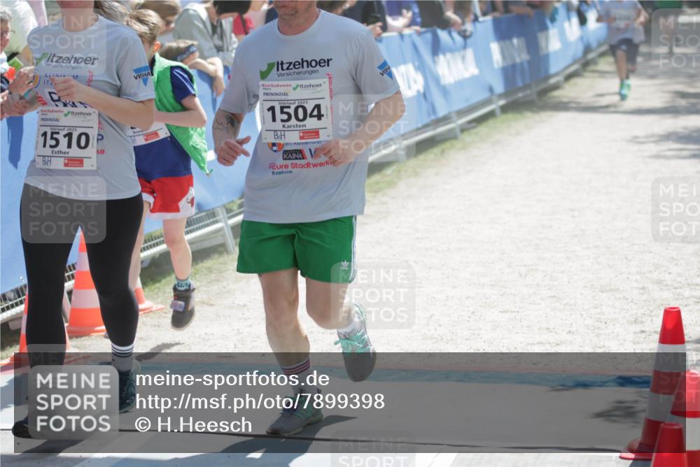 17.05.2025 - Störlauf H.Heesch http://msf.ph/oto/7899398 17.05.2025 14:46:53 Ziel 2025, 1510, 2025, 1504 meine-sportfotos.de
