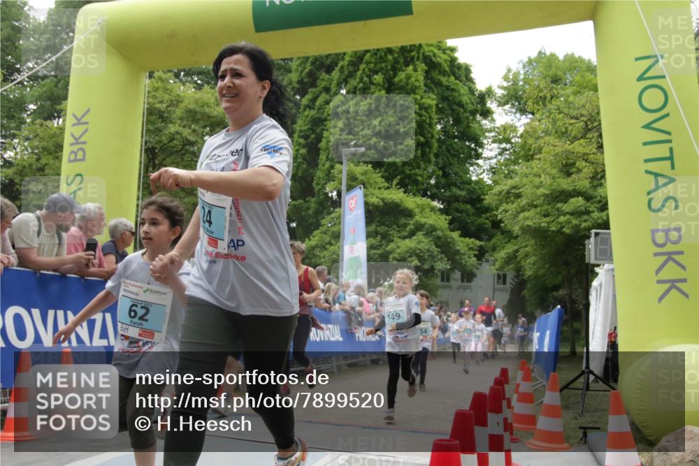 17.05.2025 - Störlauf H.Heesch http://msf.ph/oto/7899520 17.05.2025 13:45:21 Ziel 62, 25 meine-sportfotos.de