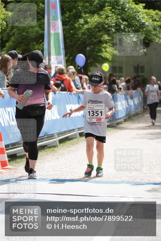 17.05.2025 - Störlauf H.Heesch http://msf.ph/oto/7899522 17.05.2025 15:05:34 Ziel 2025, 1351, 1876 meine-sportfotos.de