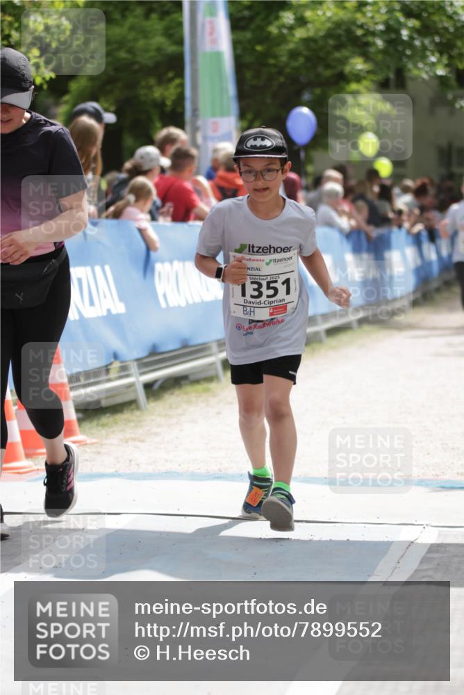 17.05.2025 - Störlauf H.Heesch http://msf.ph/oto/7899552 17.05.2025 15:05:35 Ziel 2025, 1351 meine-sportfotos.de
