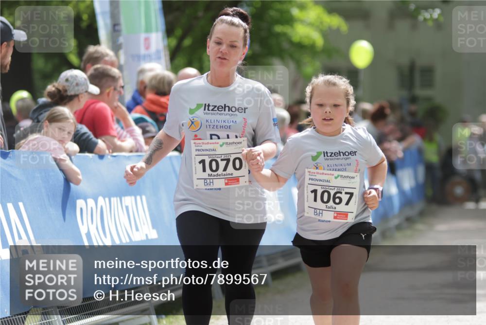 17.05.2025 - Störlauf H.Heesch http://msf.ph/oto/7899567 17.05.2025 15:05:39 Ziel 2025, 1070, 2025, 1067 meine-sportfotos.de
