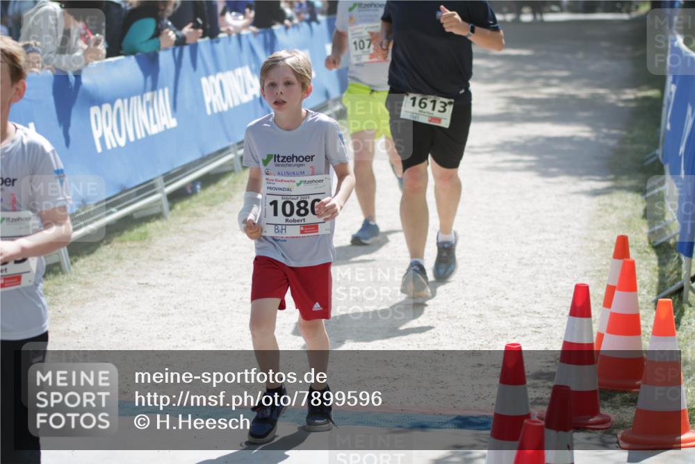 17.05.2025 - Störlauf H.Heesch http://msf.ph/oto/7899596 17.05.2025 14:47:15 Ziel 1070, 2025, 1080, 1613 meine-sportfotos.de