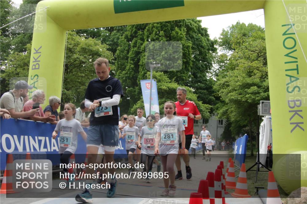 17.05.2025 - Störlauf H.Heesch http://msf.ph/oto/7899695 17.05.2025 13:45:38 Ziel 281, 251 meine-sportfotos.de