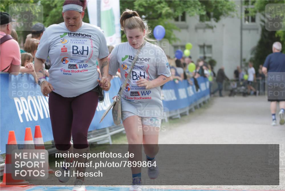 17.05.2025 - Störlauf H.Heesch http://msf.ph/oto/7899864 17.05.2025 15:12:00 Ziel  meine-sportfotos.de